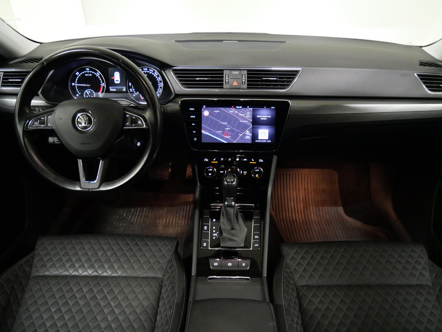 Škoda Superb 2.0 TDI 140 kW Style