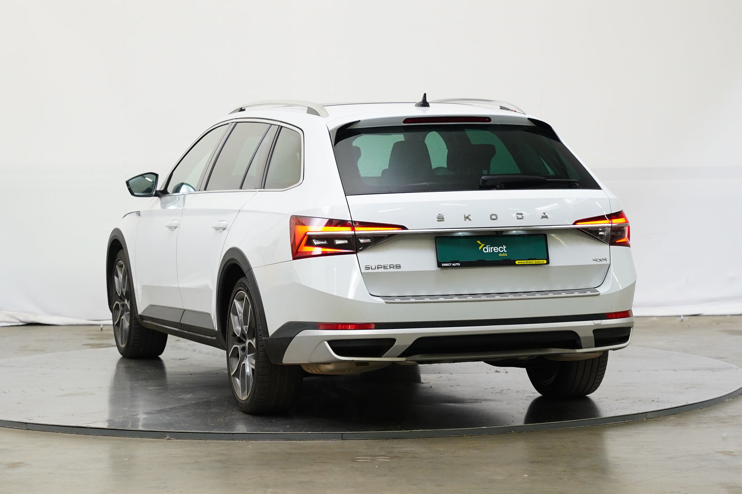 Škoda Superb 2.0 TSI 200 kW Scout