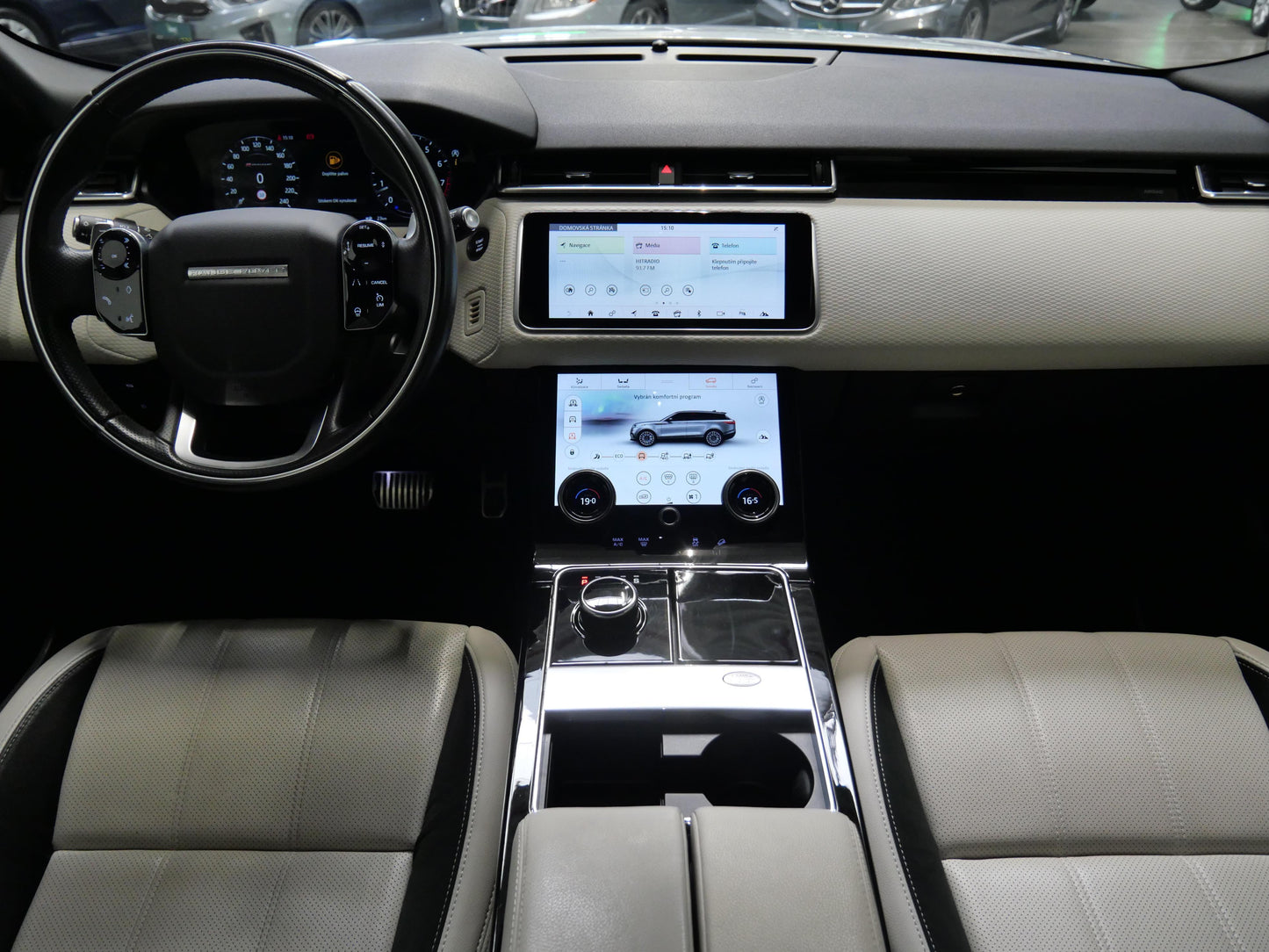Land Rover Range Rover Velar P300 221 kW R-Dynamics