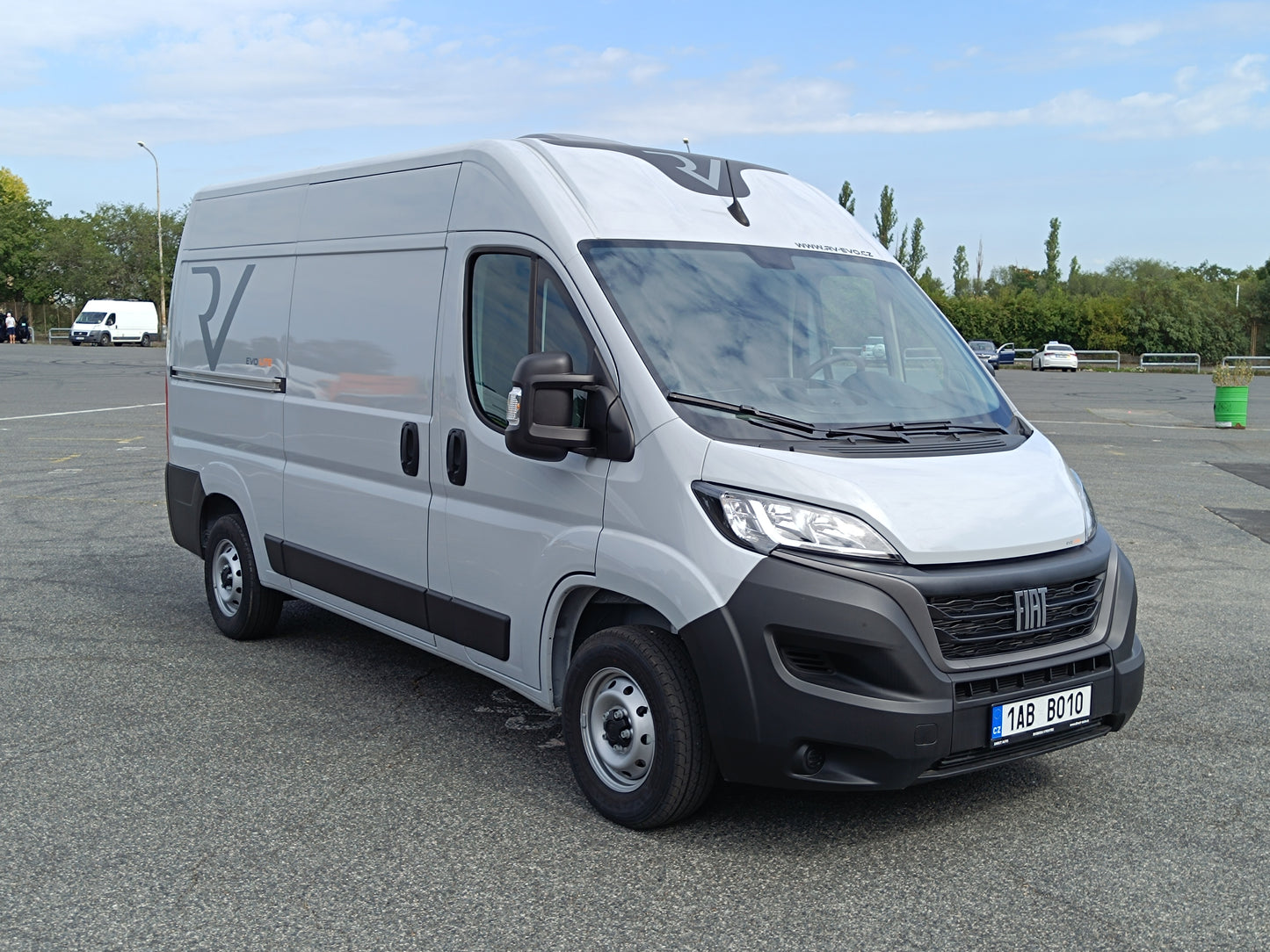 Fiat Ducato Light 2,2 MTJ L2H2 Obytný automobil