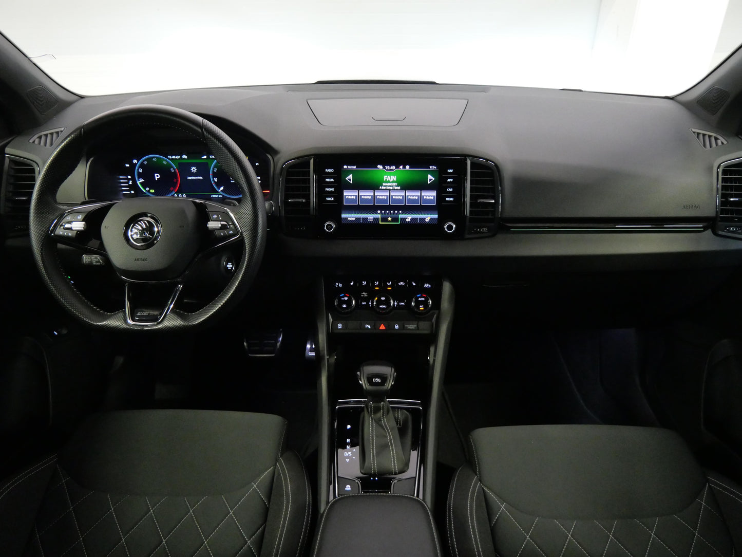Škoda Karoq 1.5 TSI 110 kW SportLine