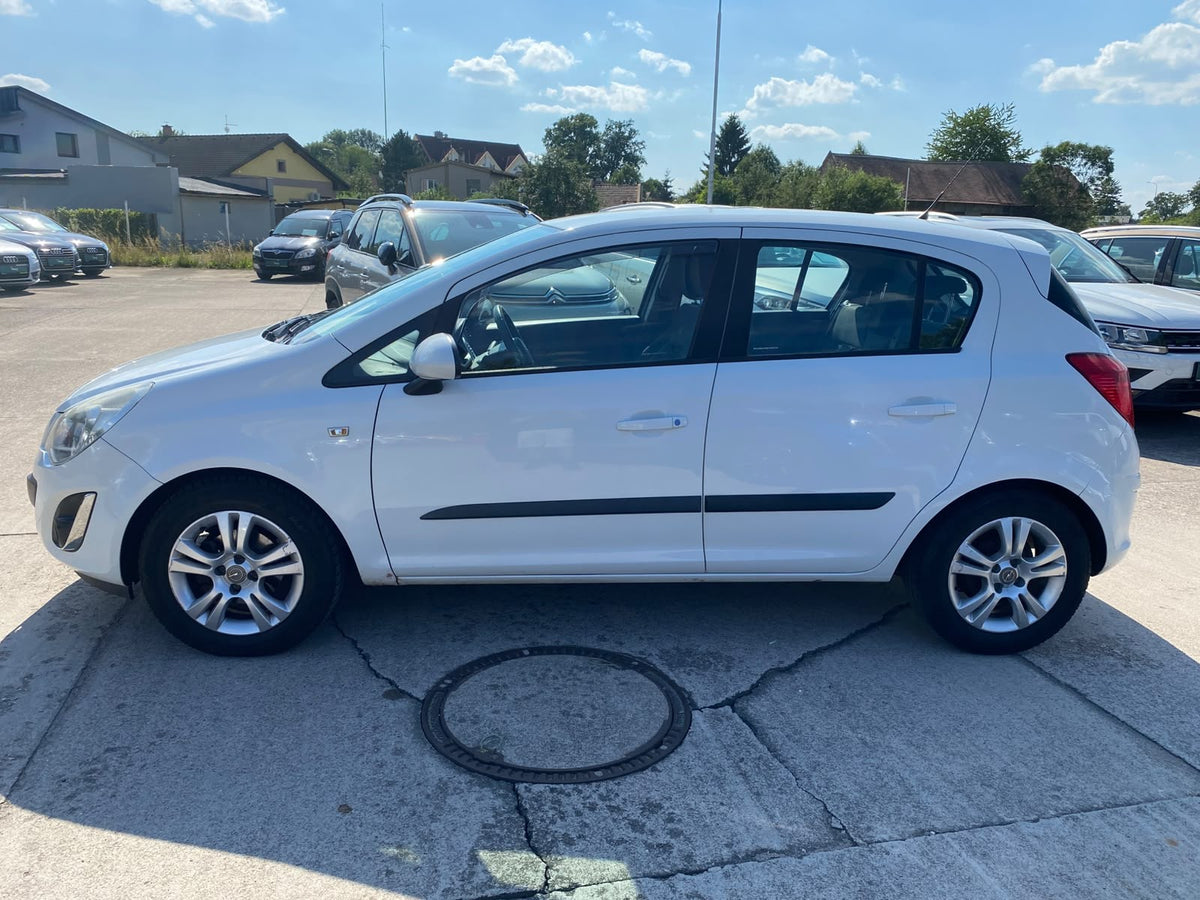Opel Corsa 1.2i 63 kW – foto 4