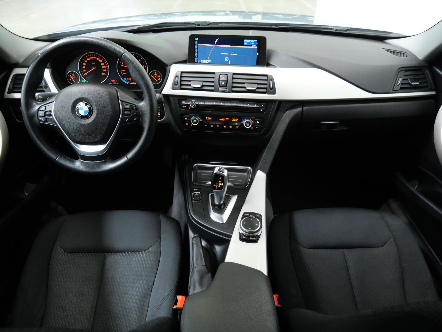 BMW Řada 3 320d 135 kW AUT xDrive