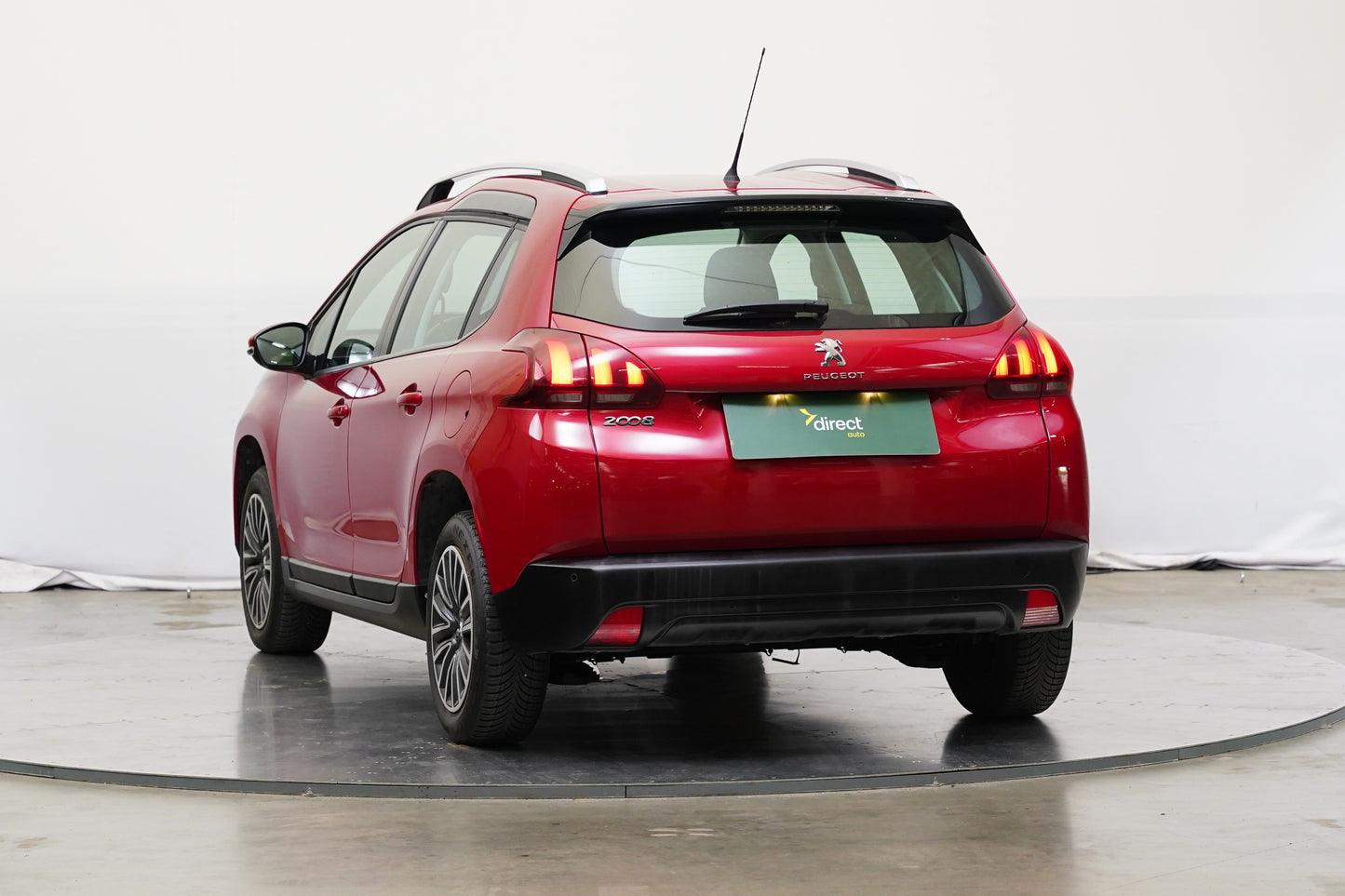 Peugeot 2008 1.2 THP 61 kW