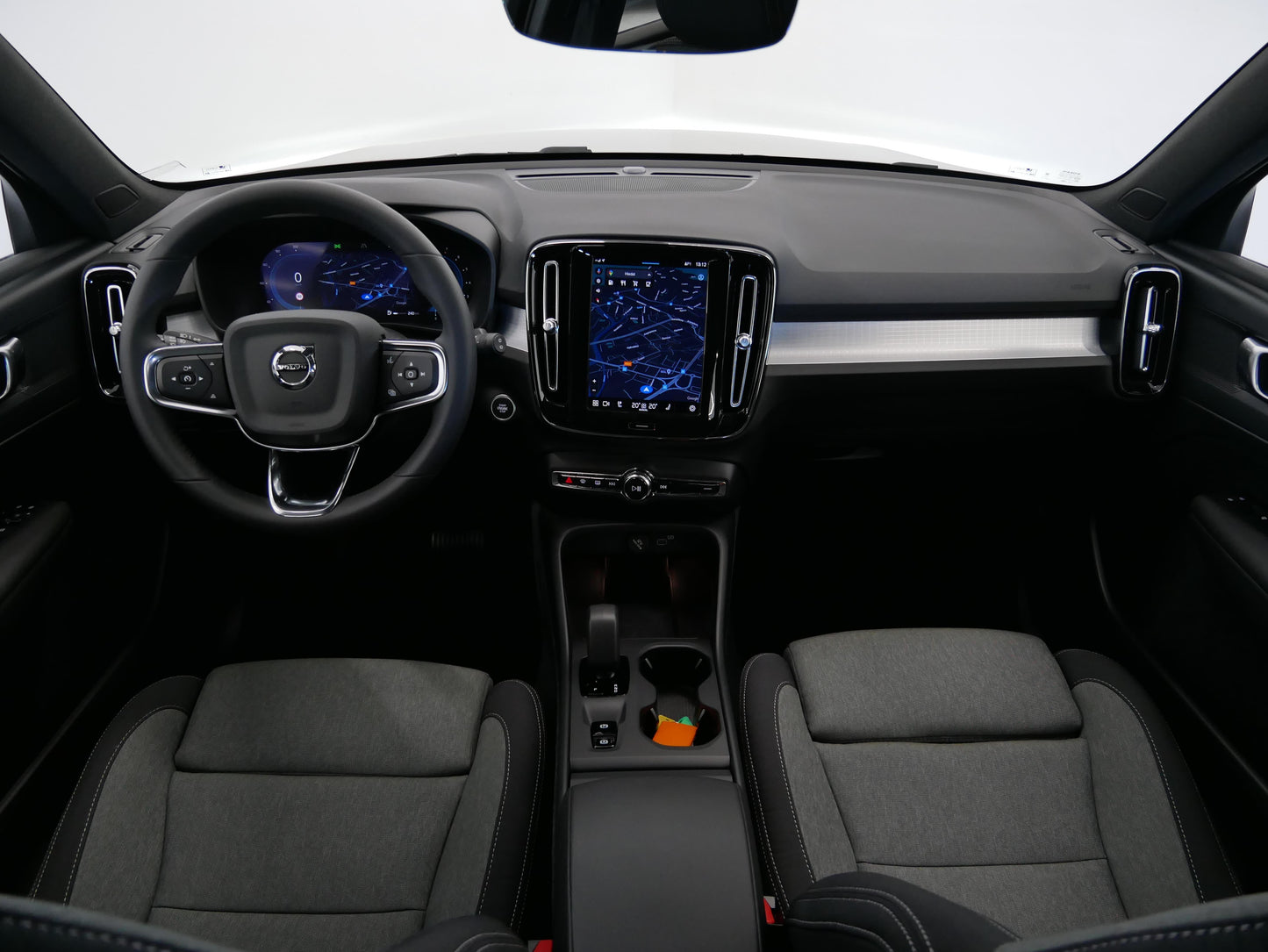 Volvo XC40 Core 2.0i B3