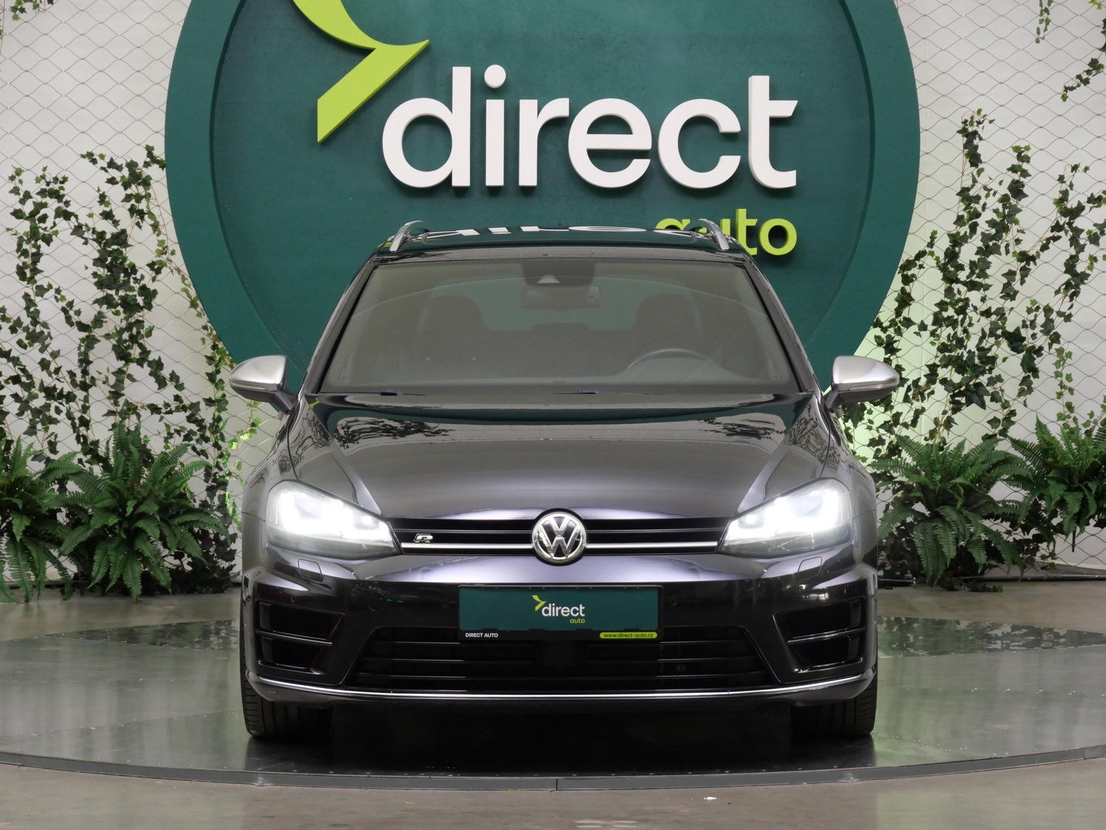 Volkswagen Golf 2.0 TSI 221 kW 4Motion "R" – foto 4