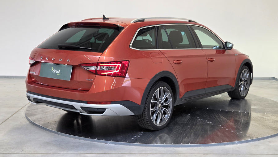 Škoda Superb 2.0 TDI 147 kW 4x4 DSG Scout – foto 4