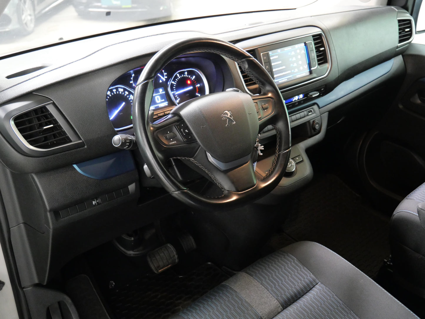 Peugeot Expert 2.0 HDI 130 kW