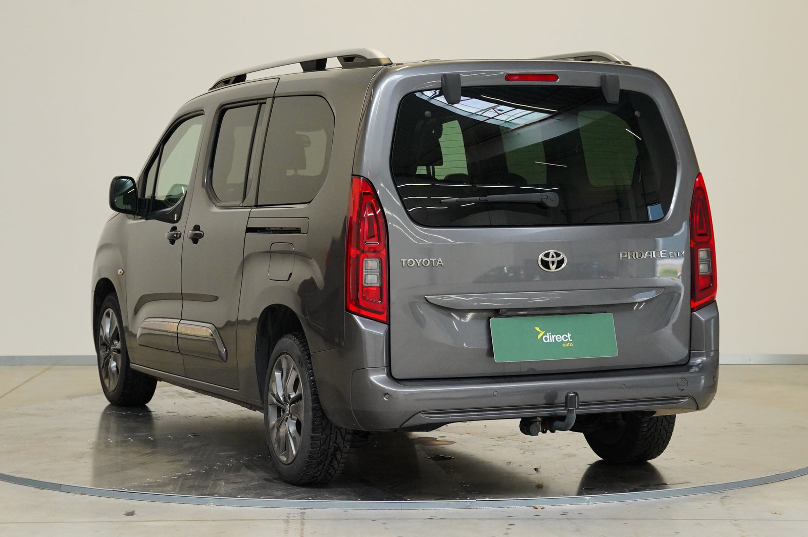 Toyota Proace City Verso 1.5 D4-D 96 kW Family 7 L2 – foto 4