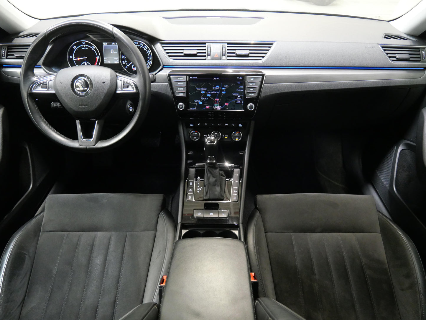 Škoda Superb 2.0 TDI 140 kW Style