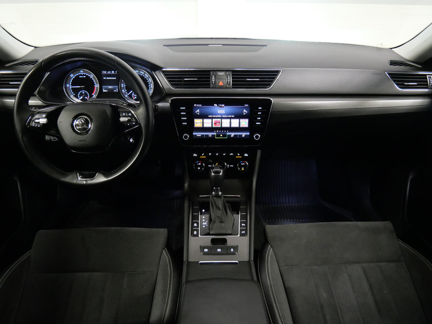 Škoda Superb 2.0 TDI 110 kW Style