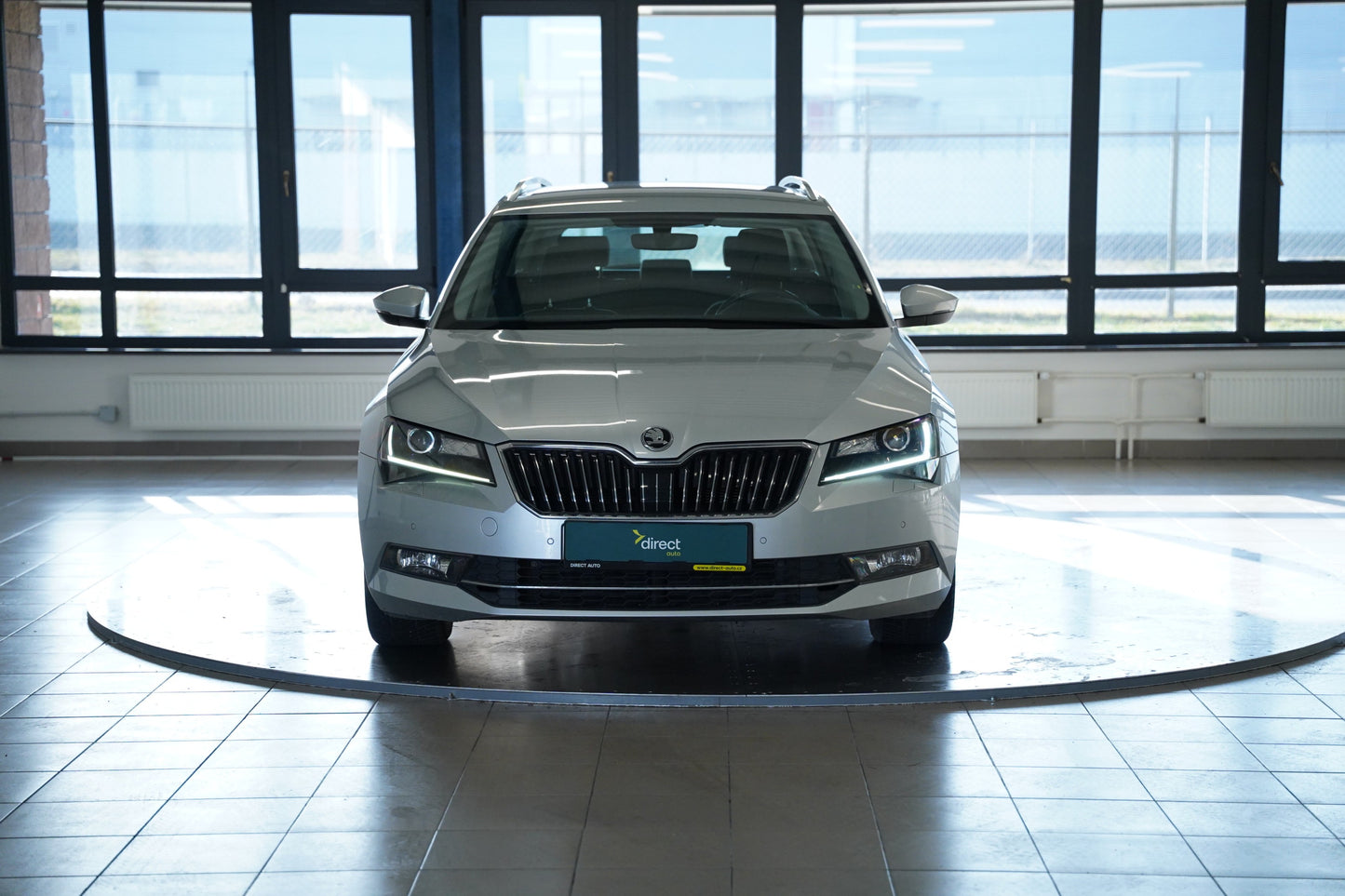 Škoda Superb 2.0 TDI 110 kW DSG Style