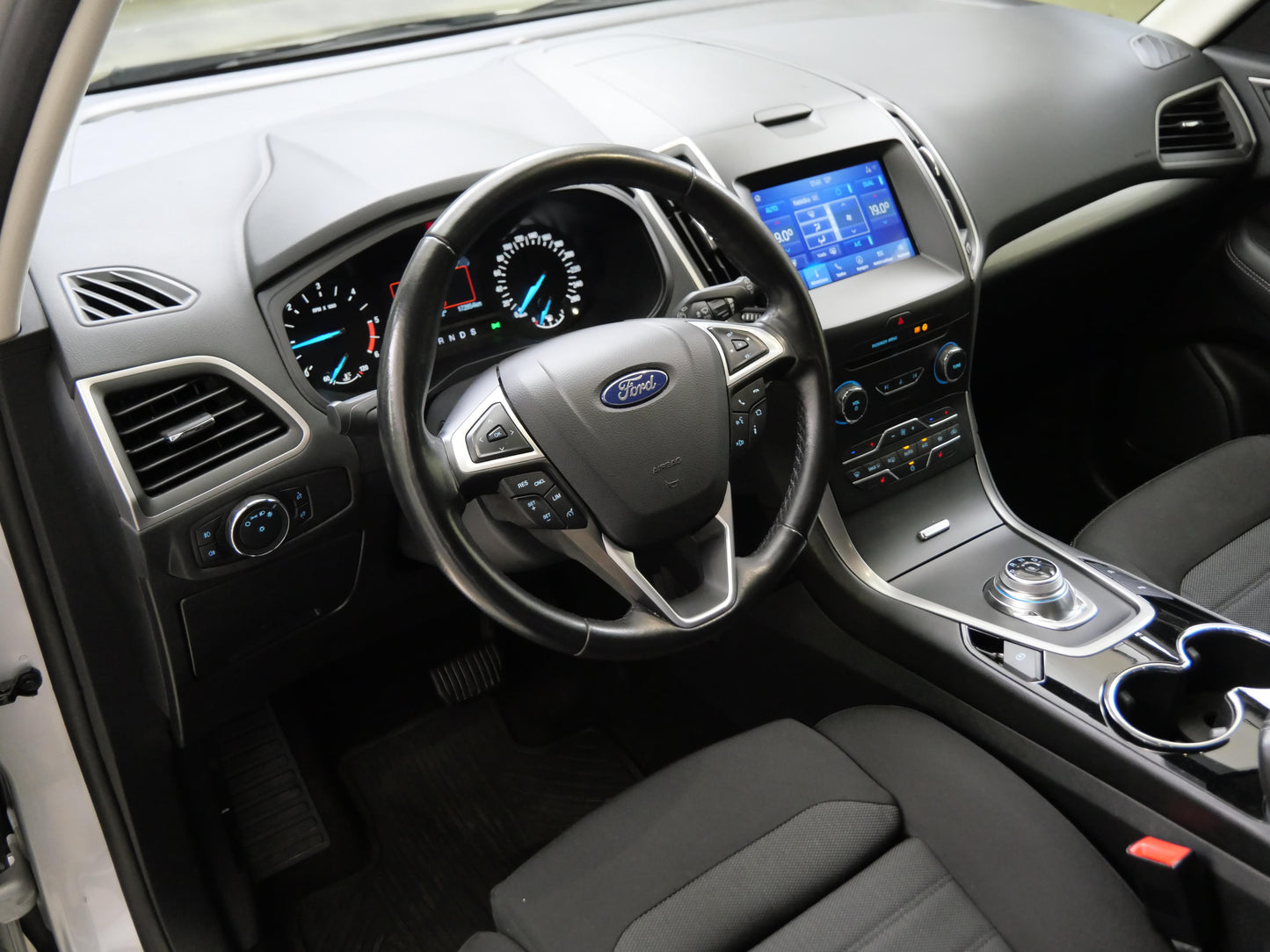 Ford S-MAX 2.0 TDCi 140 kW Trend