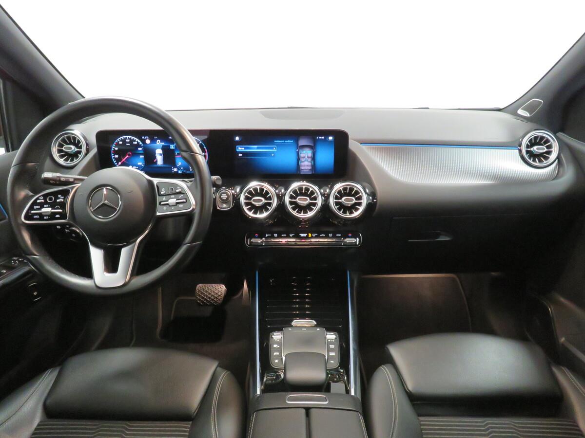 Mercedes-Benz B200 200d 110 kW