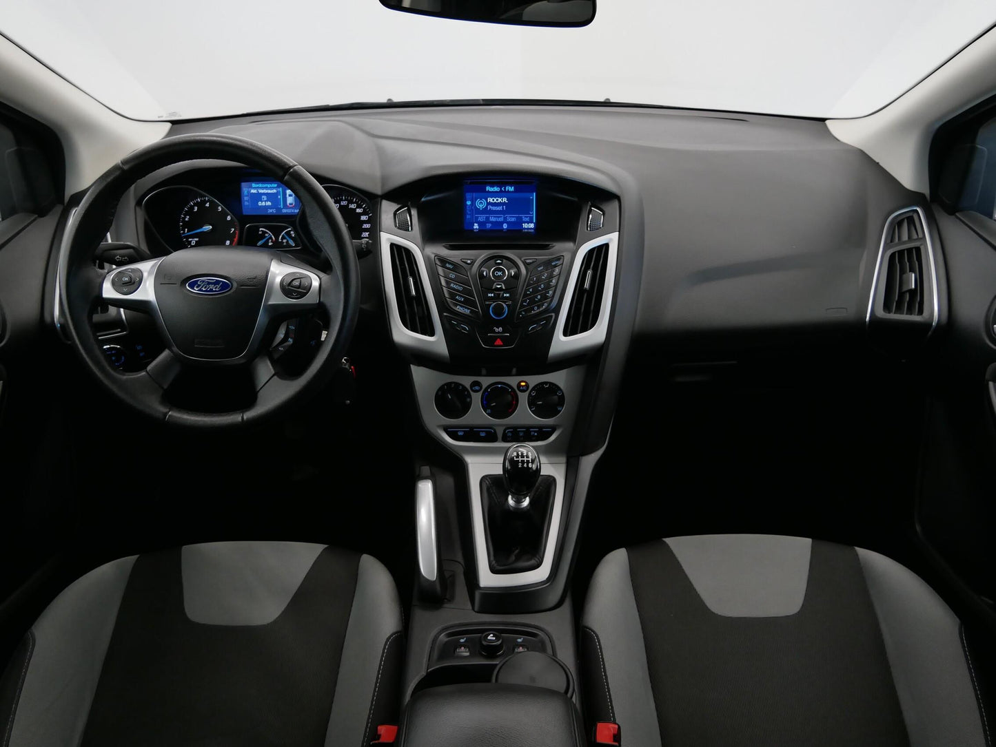 Ford Focus 1.0 EcoBoost Champions Edition