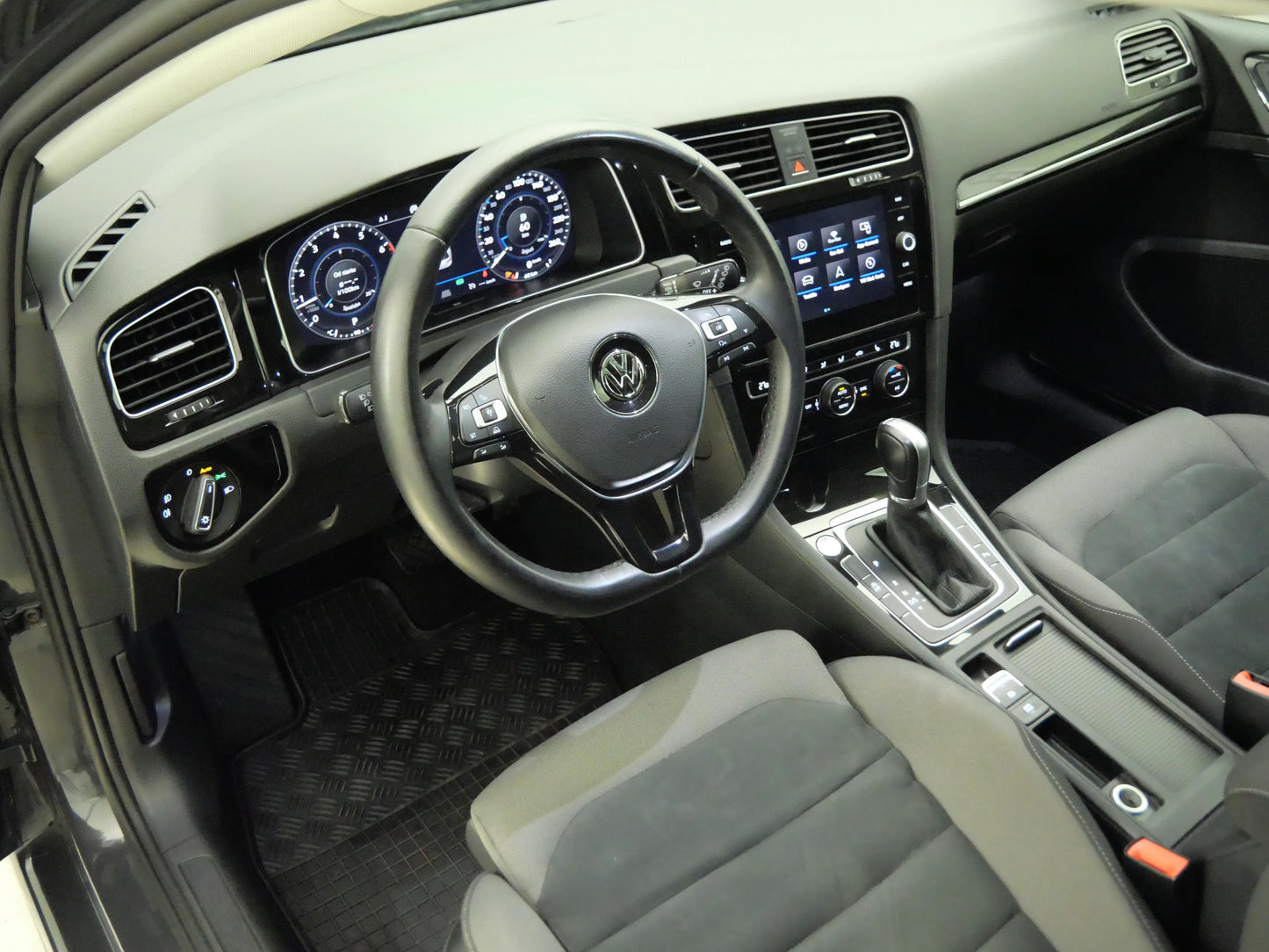 Volkswagen Golf 1.5. TSI 110 kW Highline Var