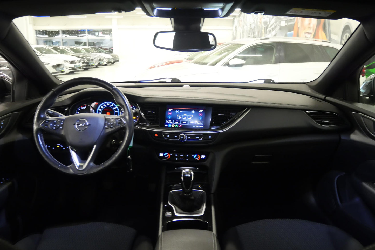 Opel Insignia 2.0 D 128 kW Business Edition