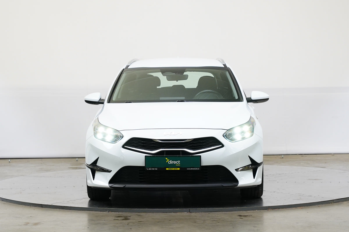 Kia Cee'd 1.5 T-GDI 103 kW Spin – foto 4