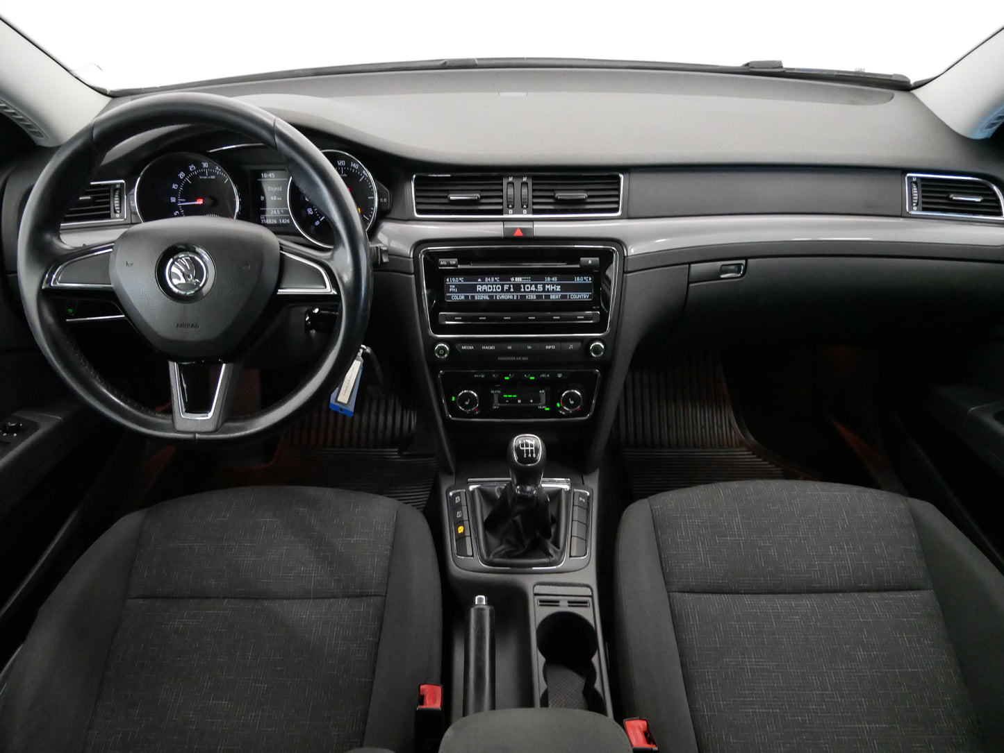 Škoda Superb 2.0 TDI 103 kW ScoutLine