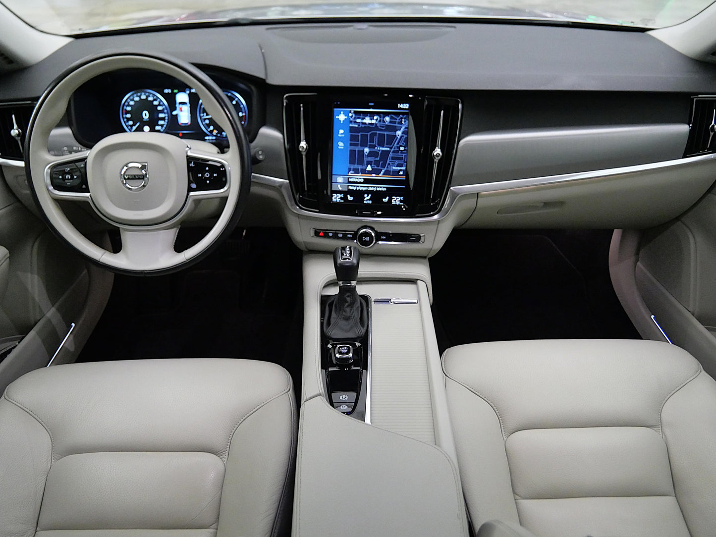 Volvo V90 D3 110 kW Momentum
