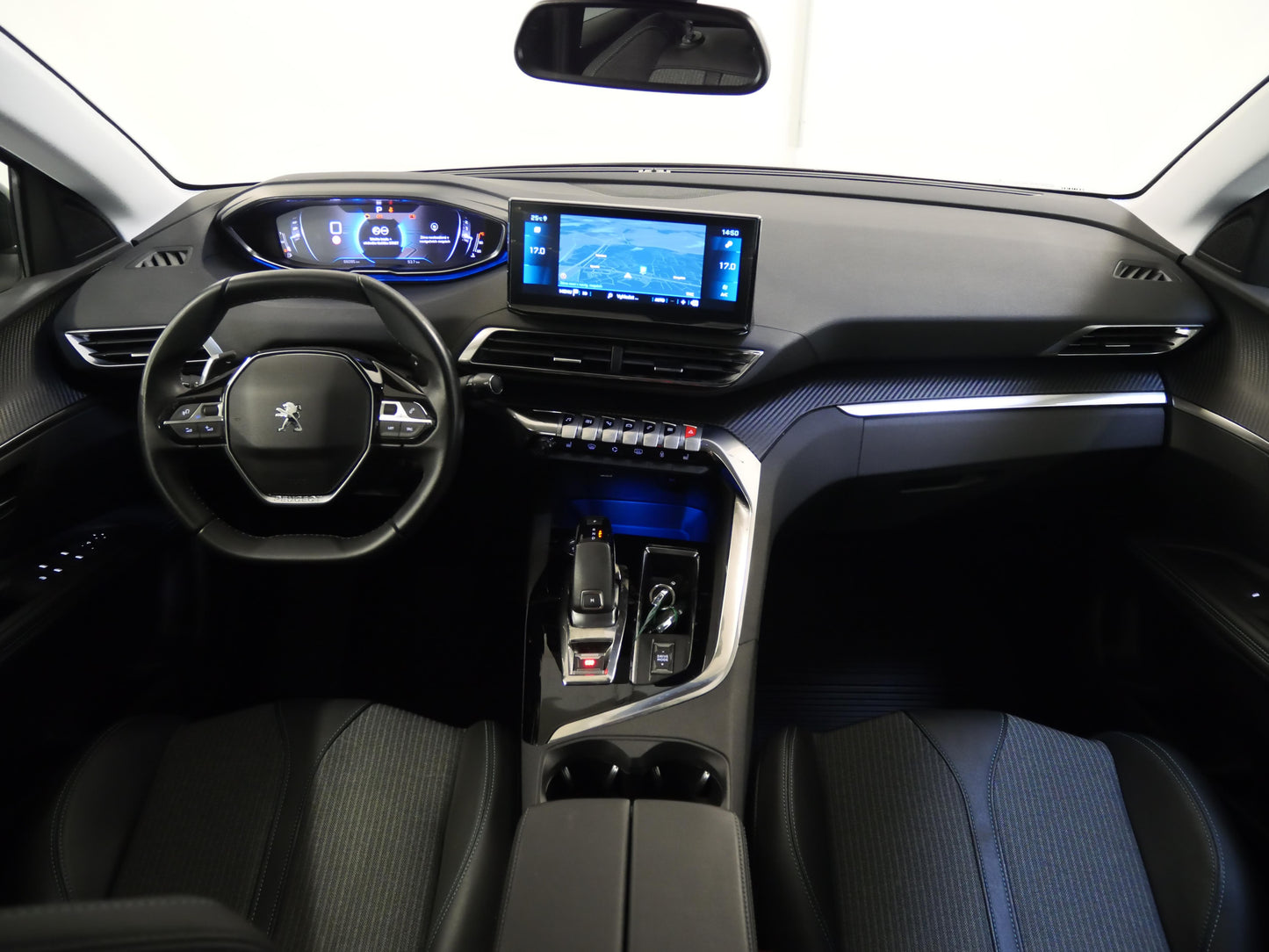Peugeot 3008 1.5 BlueHDi 96 kW ALLURE