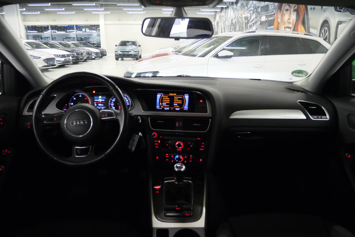 Audi A4 2.0 TDI 130 kW Attraction