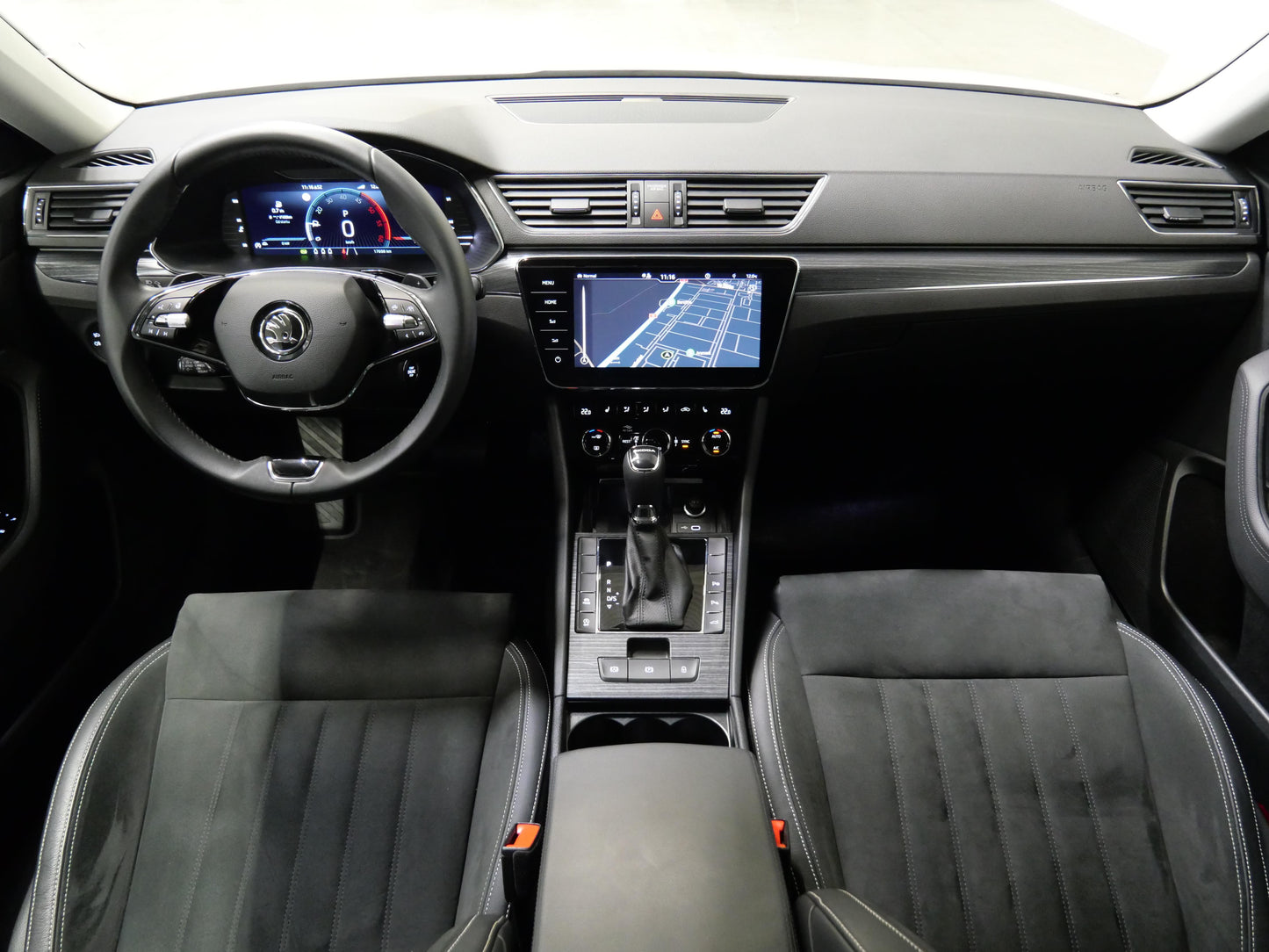 Škoda Superb 2.0 TDI 110 kW Style TOP