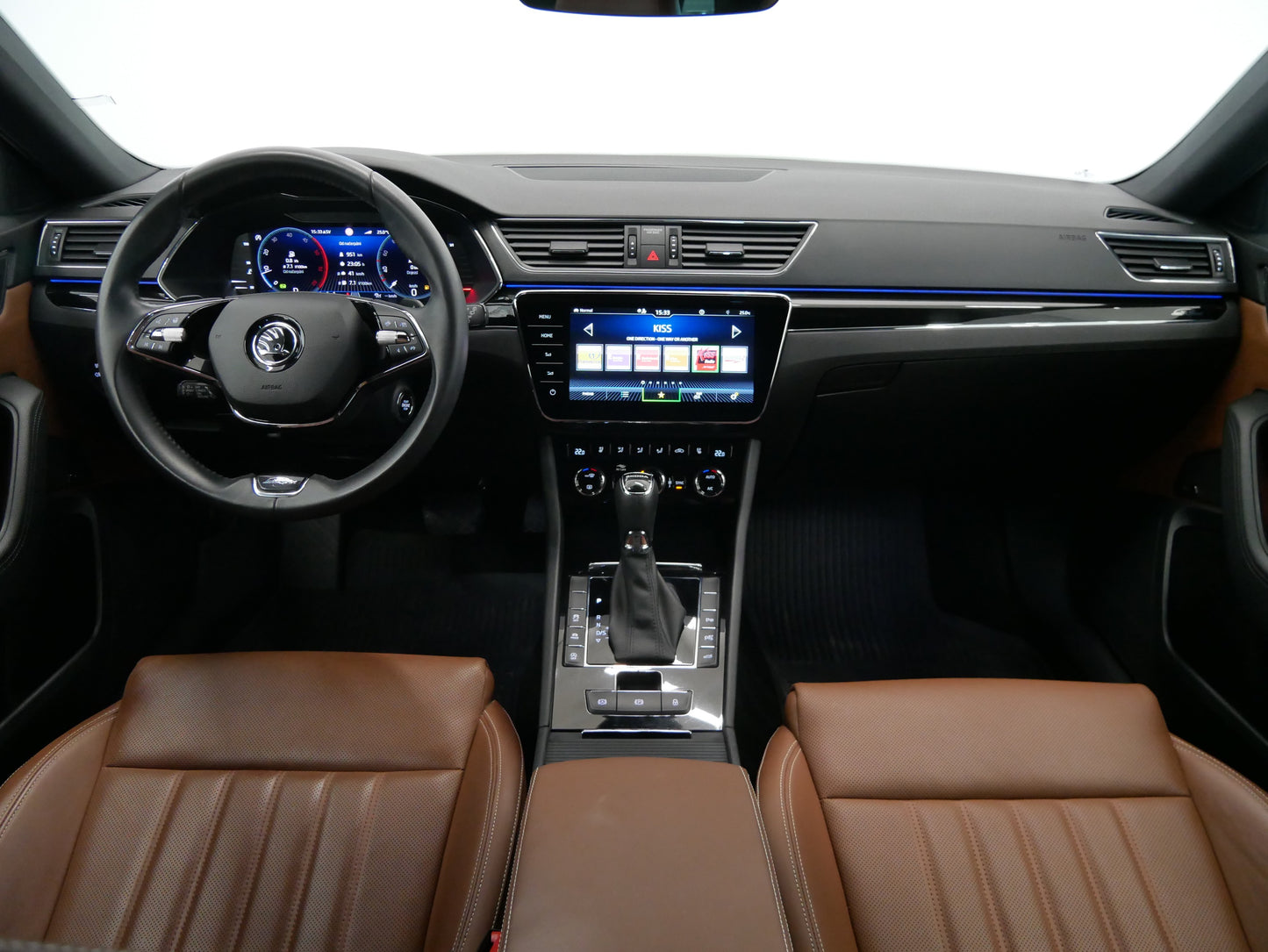 Škoda Superb 2.0 TDI 147 kW L&K