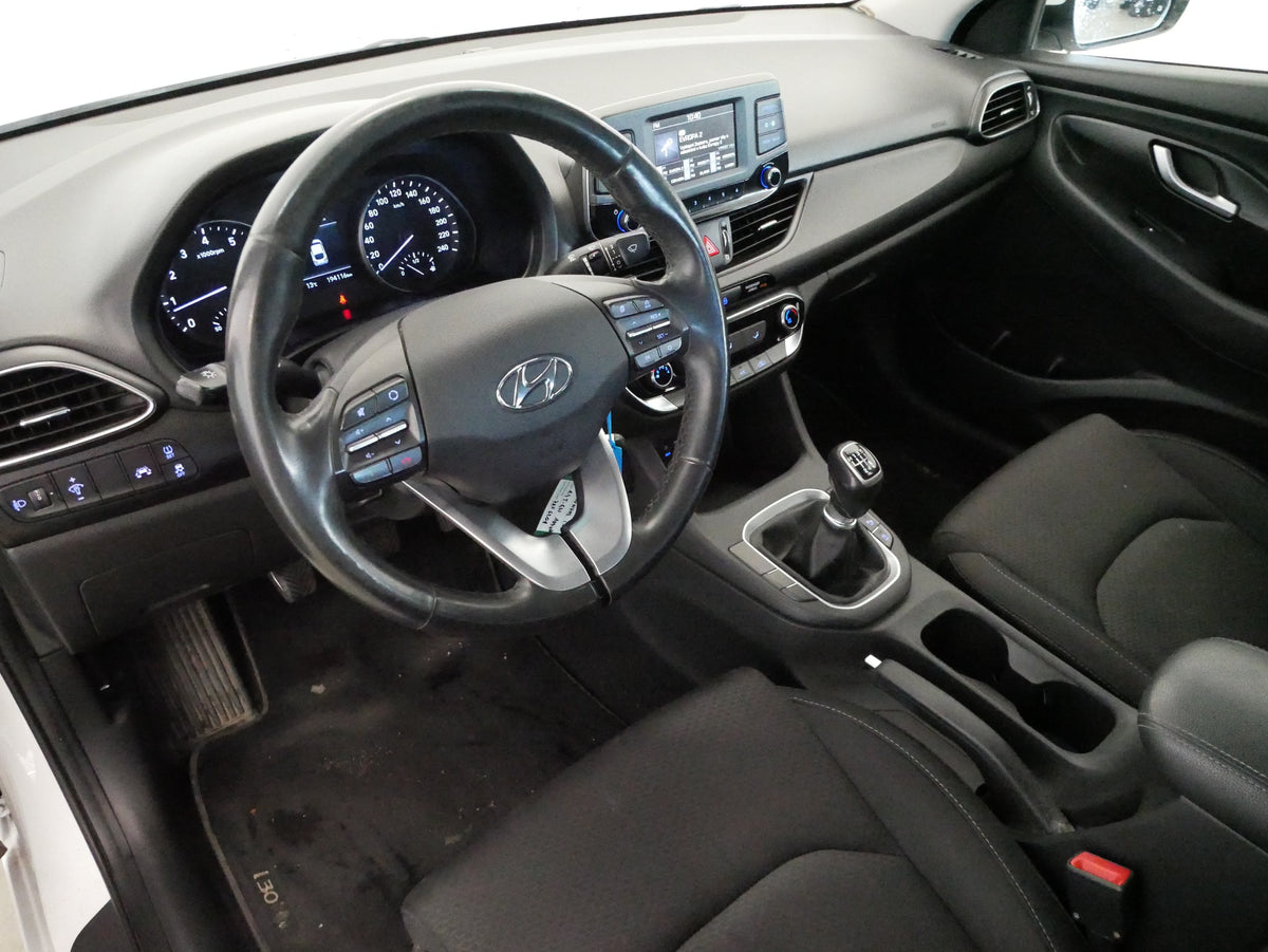 Hyundai i30 1.4T-GDI 104kW TrikolortComfor