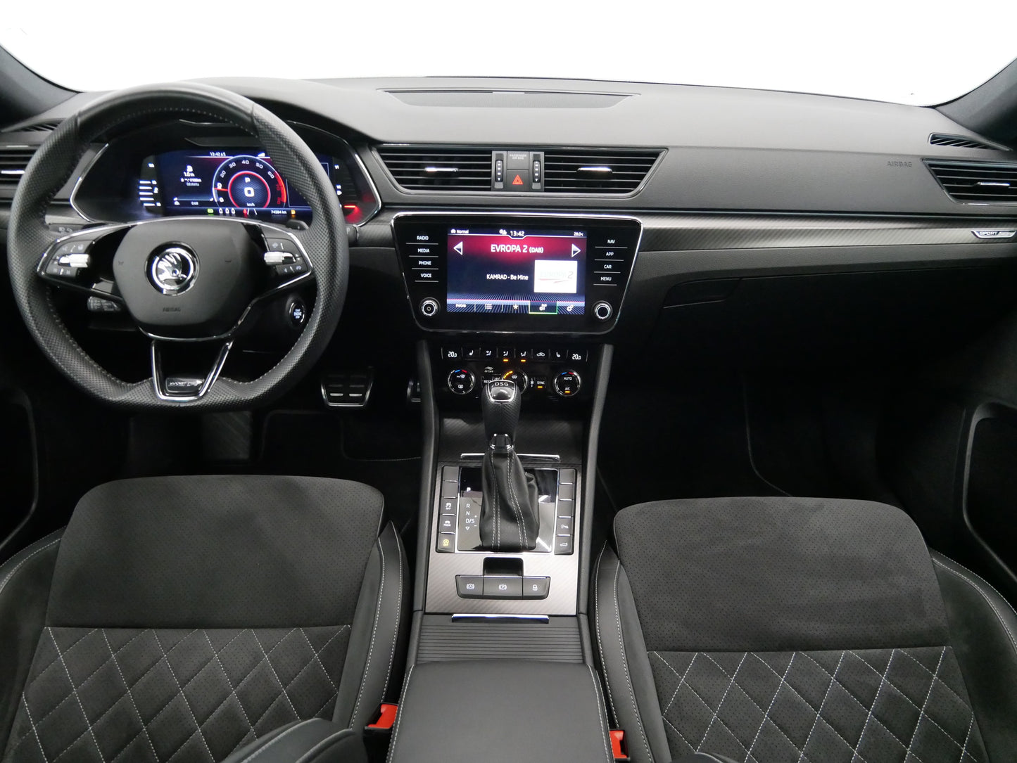 Škoda Superb 2.0 TSI 140 kW DSG Sportline