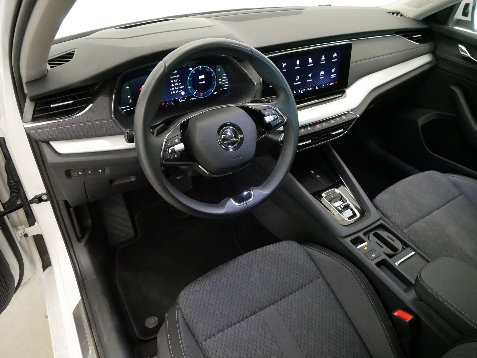 Škoda Octavia 1.5 TSI 110 kW DSG Style Plus – foto 5