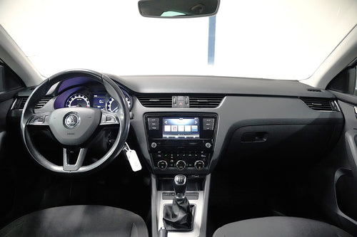 Škoda Octavia 1.6 TDI 85 kW Ambition Plus – foto 5