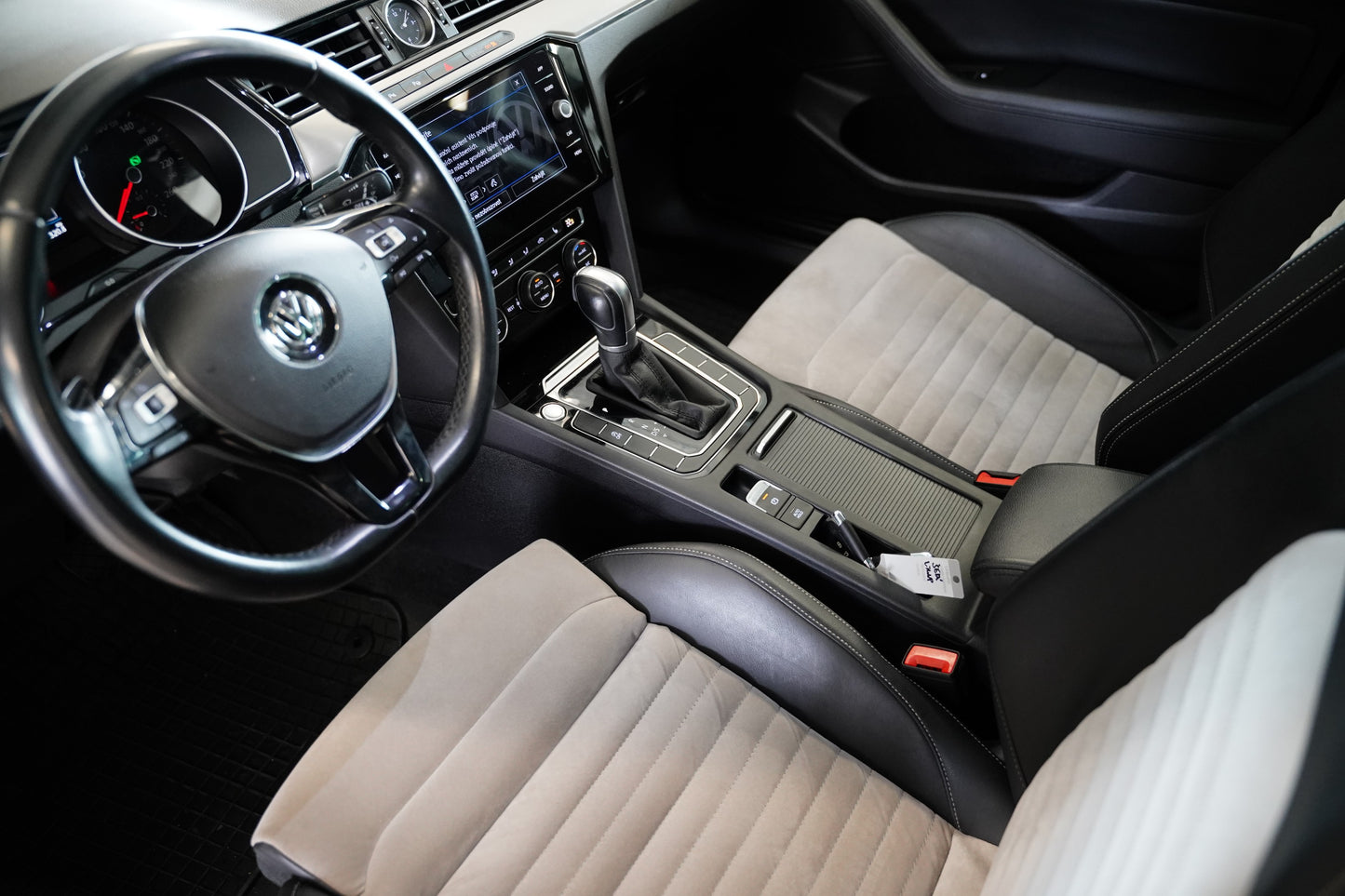 Volkswagen Passat 2.0 TDI 110 kW DSG Highline