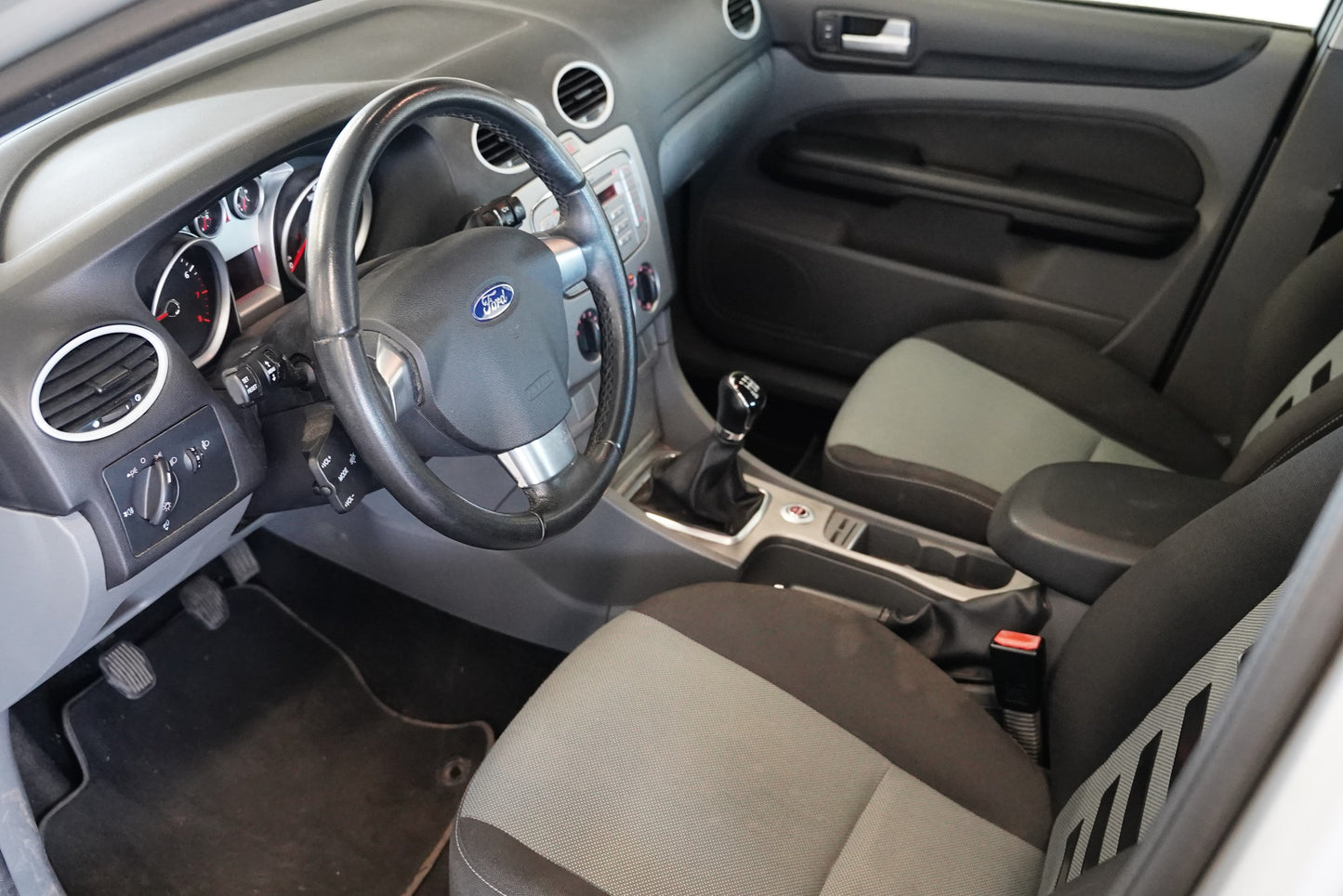 Ford Focus 1.6 Duratec 85 kW