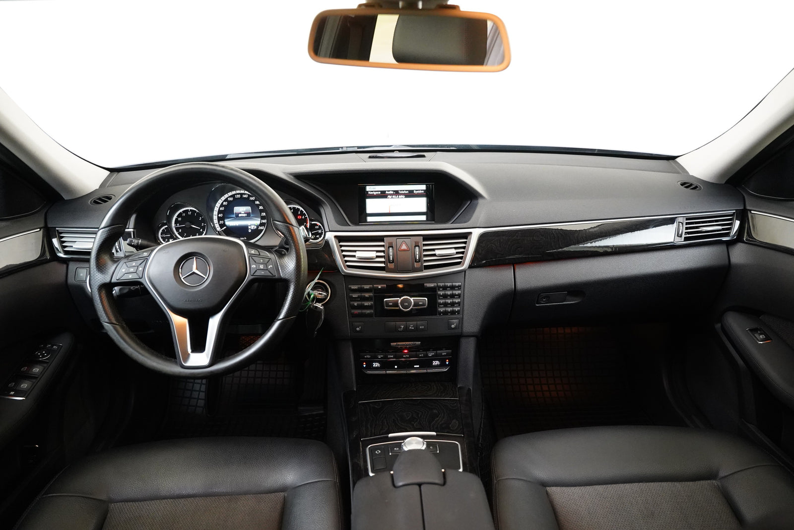 Mercedes-Benz Třídy E 200 135 kW Avantgarde – foto 5