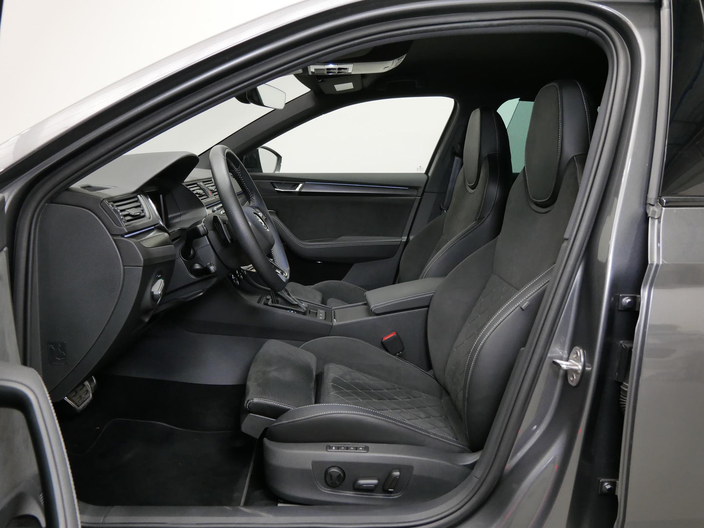 Škoda Superb 2.0 TDI 147 kW Sport Line