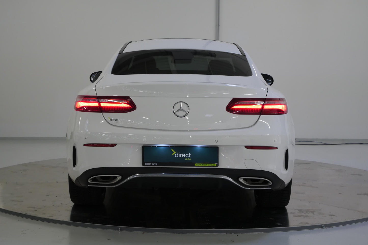 Mercedes-Benz Třídy E 450 270 kW 4Matic Coupe