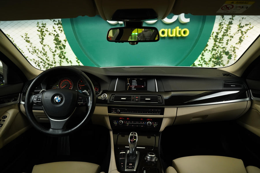 BMW Řada 5 530d 190 kW xDrive Luxury Line – foto 5
