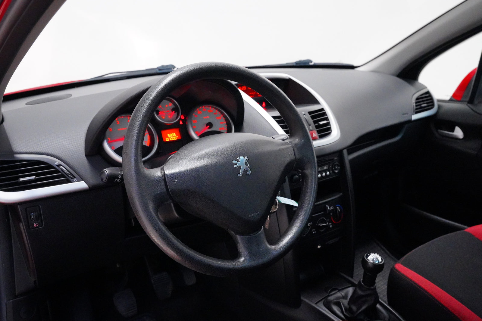 Peugeot 207 1.4 16V 70 kW VTi Trendy – foto 5