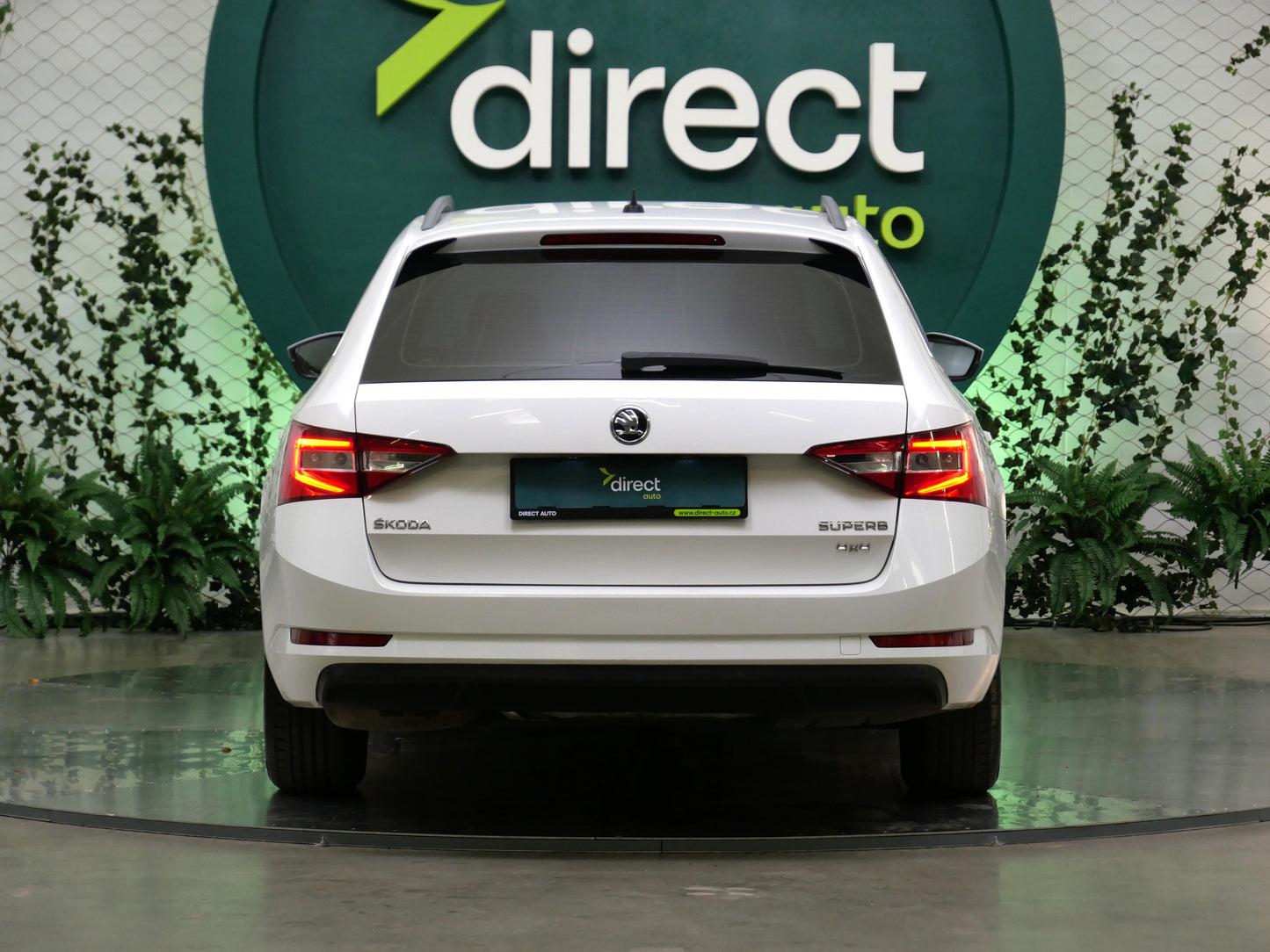 Škoda Superb 2.0 TDI 140kW DSG 4x4 Ambition