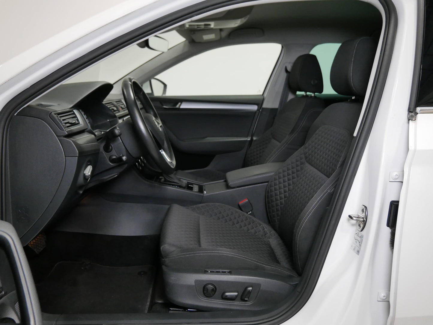Škoda Superb 2.0 TSI 200 kW Style