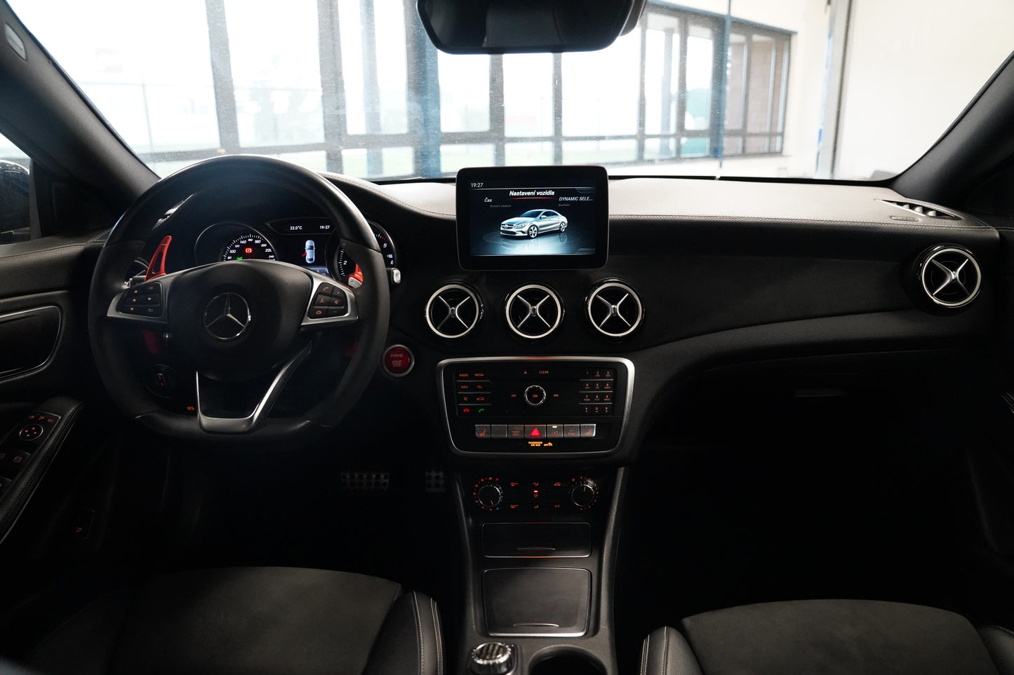 Mercedes-Benz CLA 200 CDI 100 kW AMG line