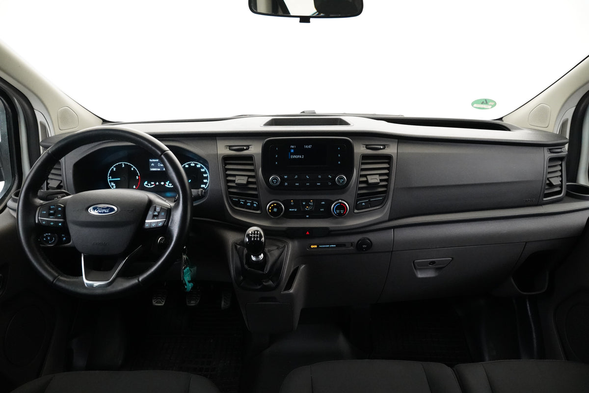 Ford Tourneo Custom 2.0 TDCI 77 kW – foto 5