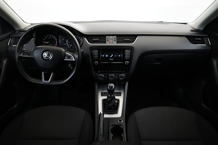 Škoda Octavia 1.6 TDI 81 kW Style – foto 5