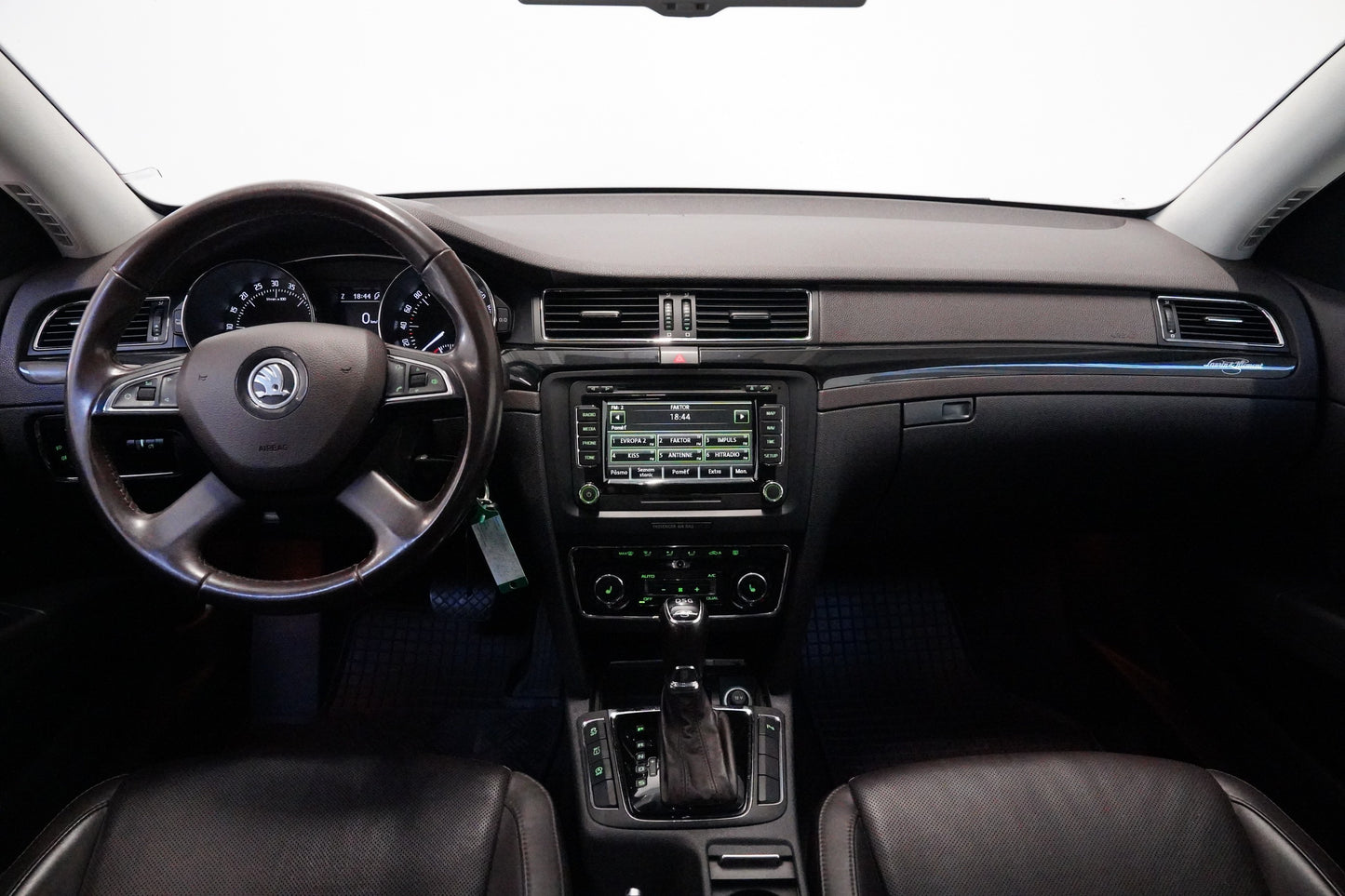 Škoda Superb 2.0 TDI 125 kW DSG L&K