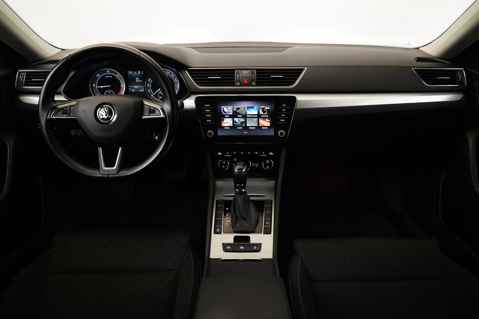 Škoda Superb 2.0 TDI 110 kW Ambition Plus – foto 5