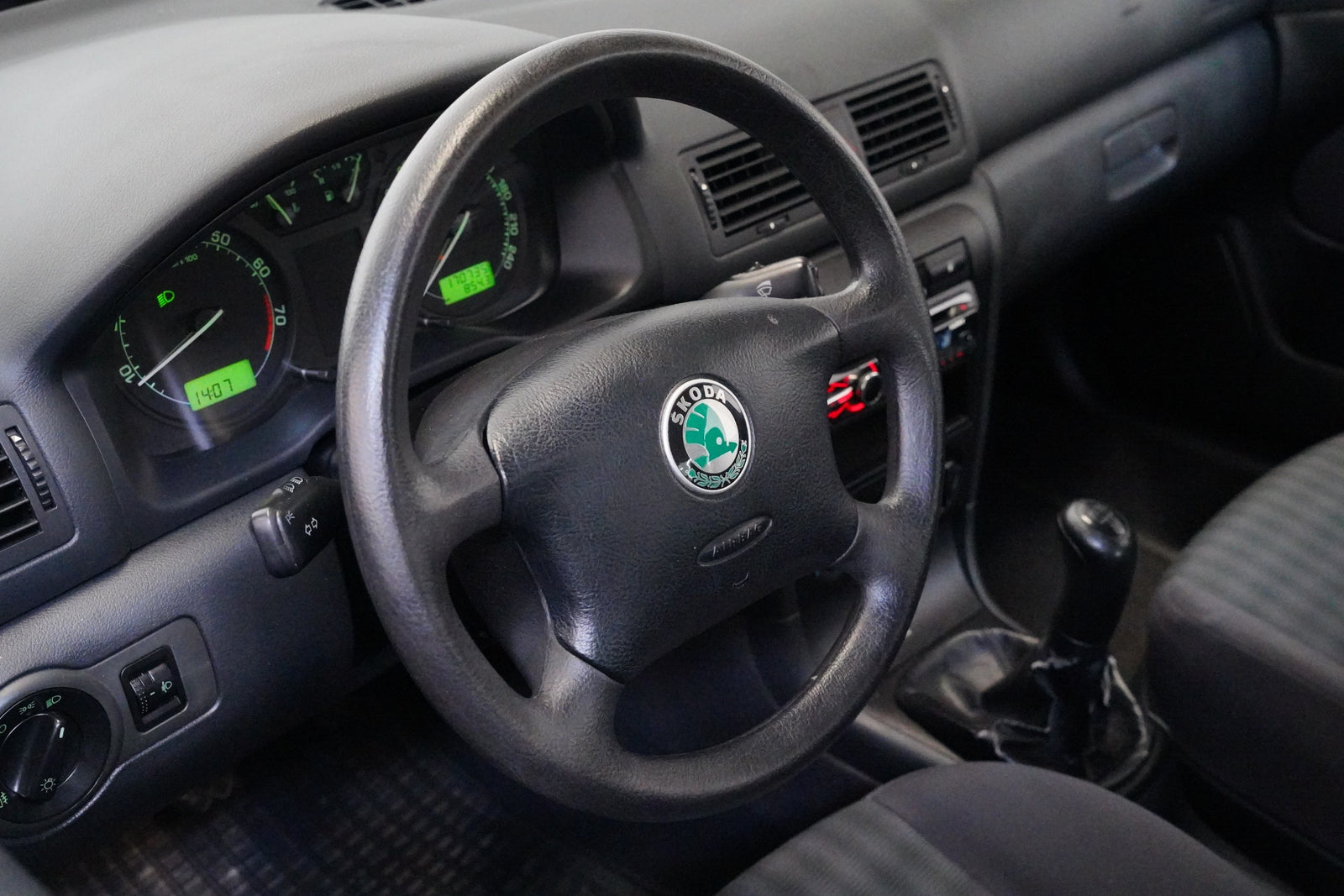 Škoda Octavia 2.0i 85 kW Tour – foto 5