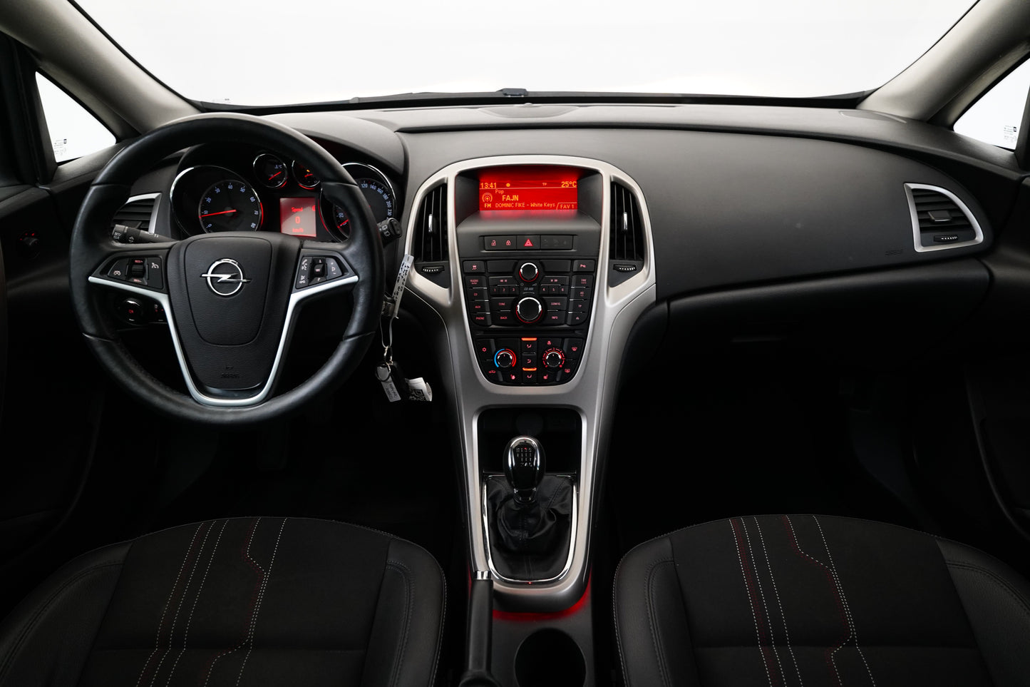 Opel Astra 1.4 Turbo 103 kW Jahre
