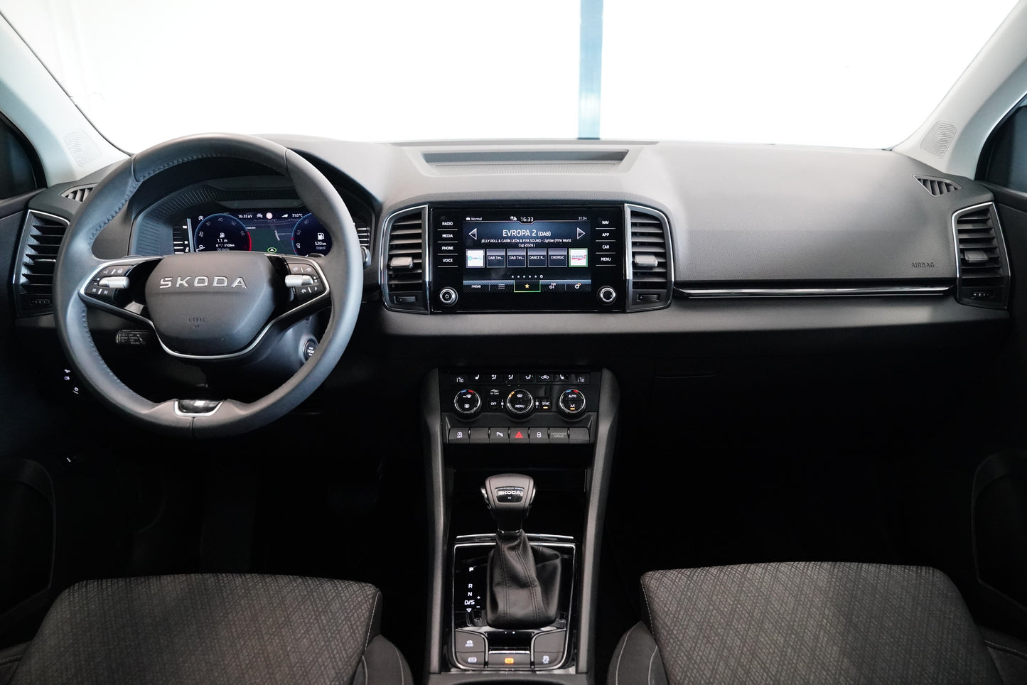 Škoda Karoq 1.5 TSI 110 kW Top Selection