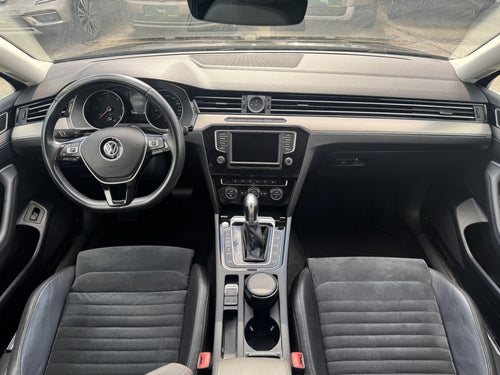 Volkswagen Passat 2.0 TDI 176kW DSG 4x4 Highline – foto 5